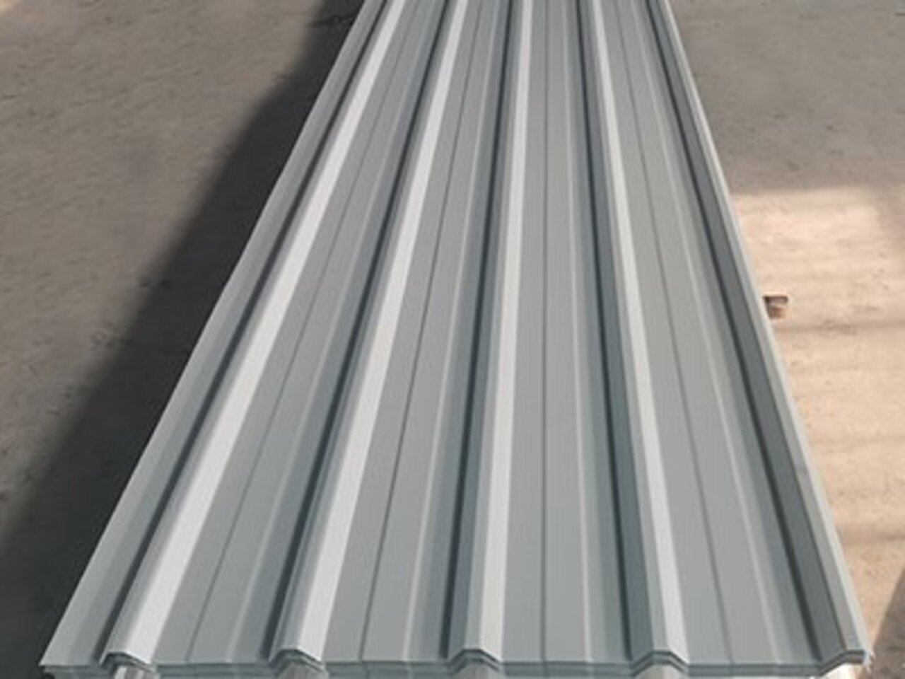 <b>YX25-205-820型彩鋼瓦</b>